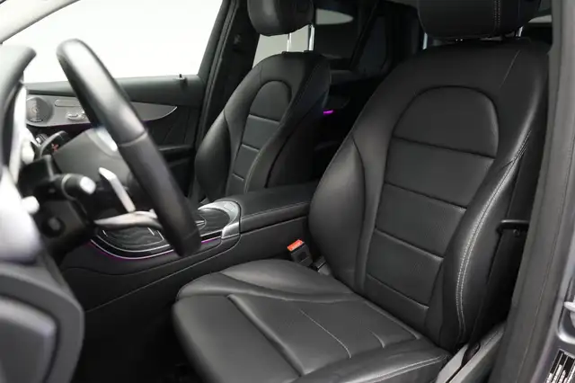 Mercedes-Benz GLC view 14