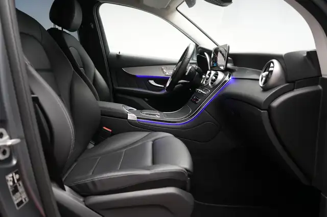 Mercedes-Benz GLC view 7
