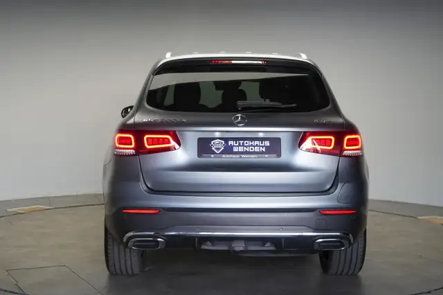 Mercedes-Benz GLC view 5