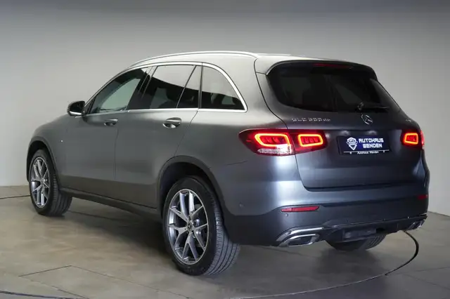 Mercedes-Benz GLC view 6