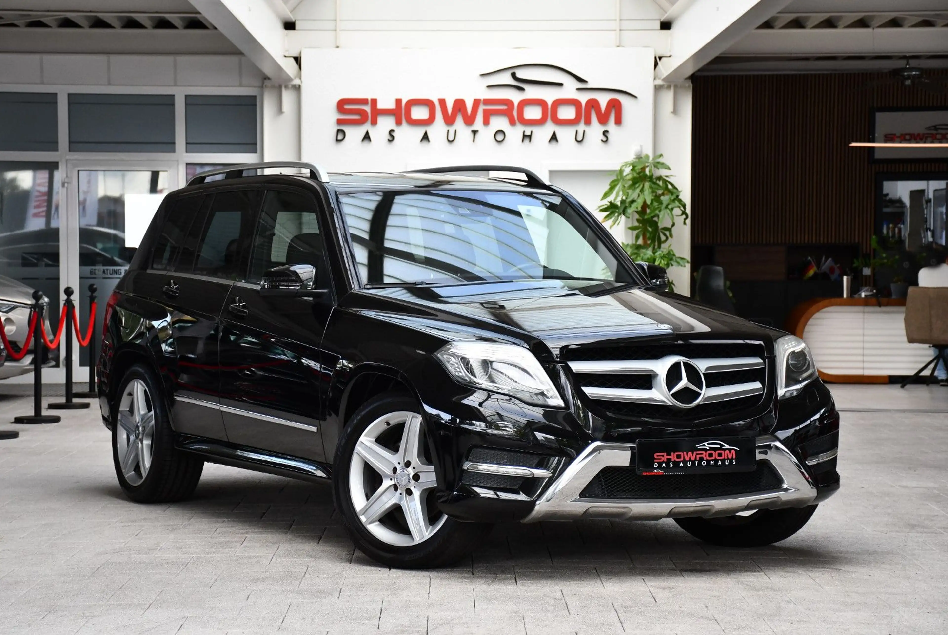 Mercedes-Benz GLK 350 4Matic AMG-LIne Leder Navi Memory — photo 3