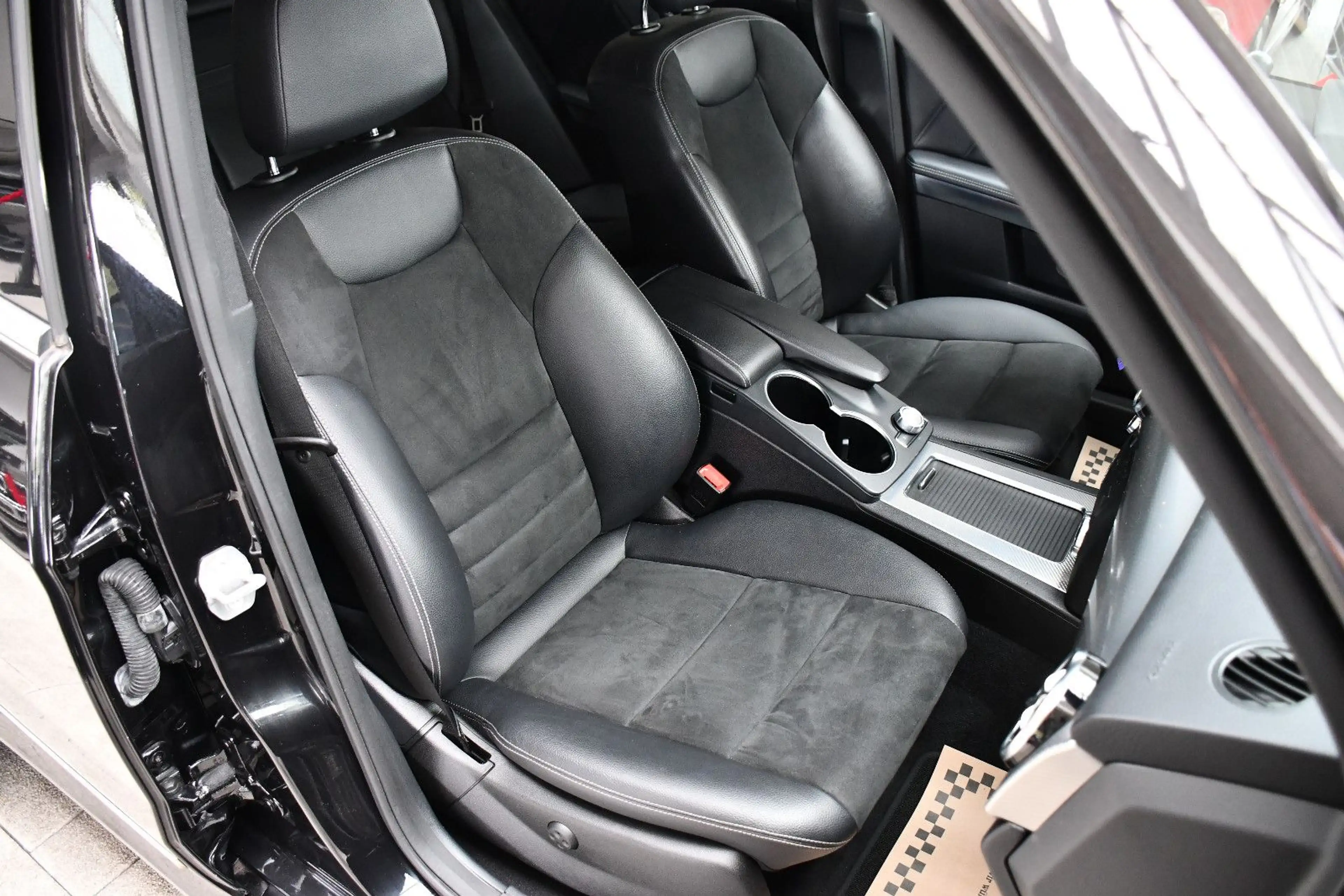 Mercedes-Benz GLK 350 4Matic AMG-LIne Leder Navi Memory — photo 15