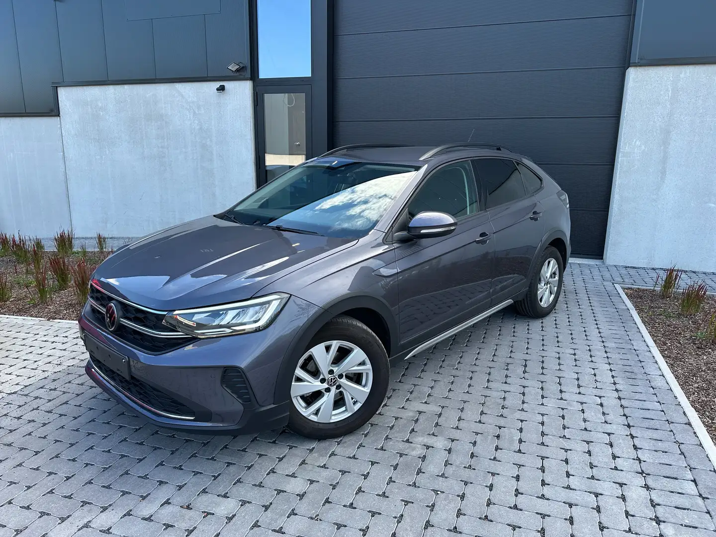 Volkswagen Taigo Taigo 1.0 TSI - CarPlay Camera ACC 18.000km! Grijs - 2