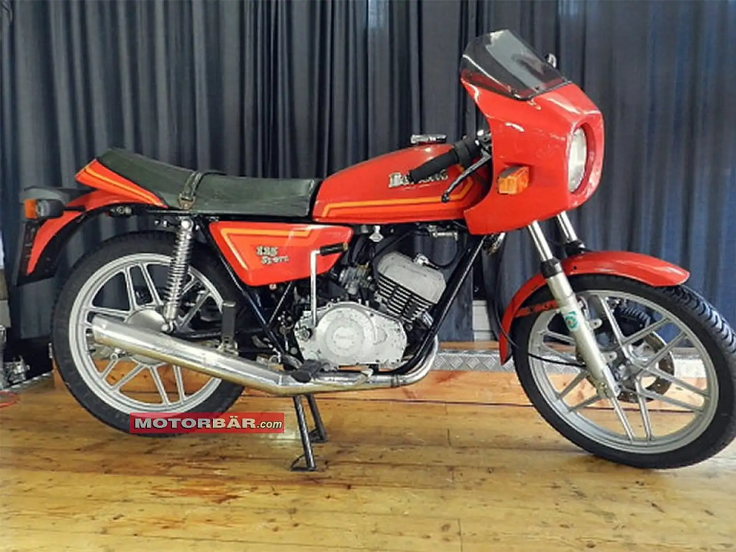 Benelli 125 Sport Красный - 1