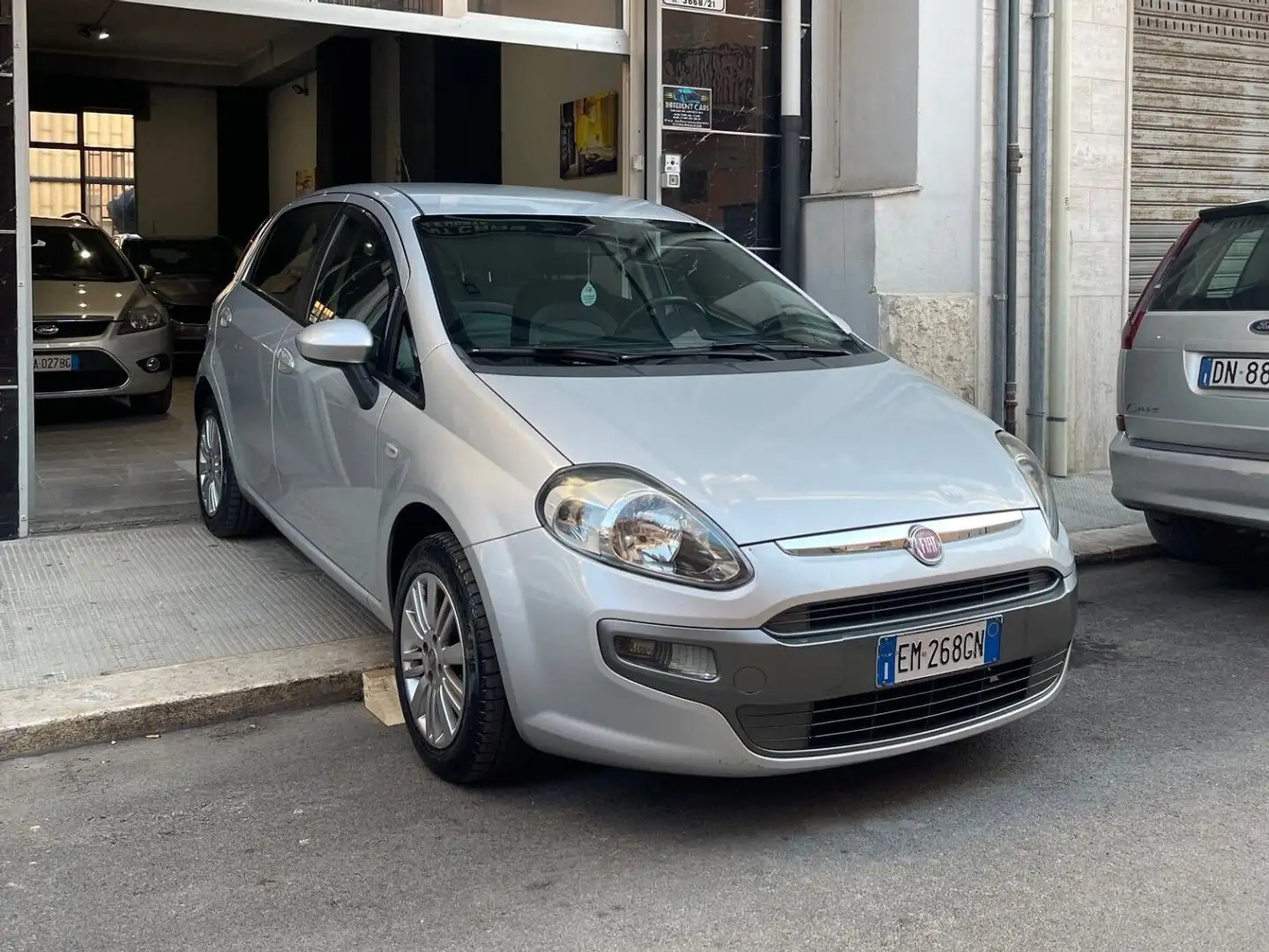 Fiat Punto Evo Punto III 2009 Evo 5p 1.2 Dynamic s Silber - 1