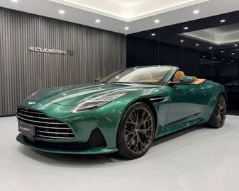 Volante 4.0 V8 auto