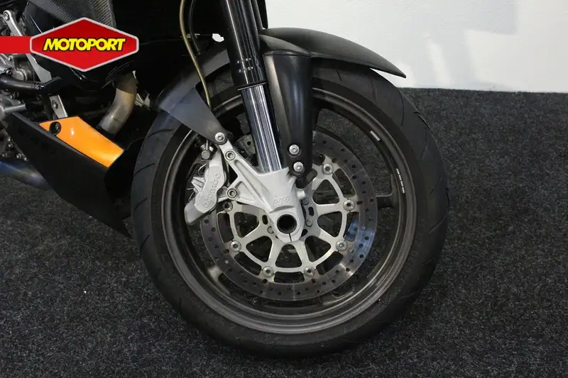 KTM 990 Super Duke - foto 8