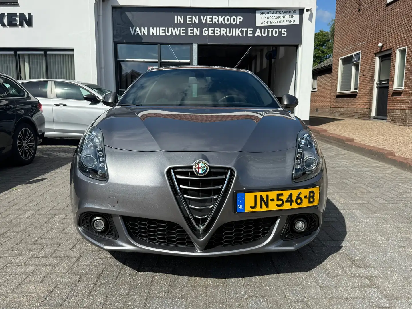 Alfa Romeo Giulietta 1.4 Turbo MultiAir Sprint, 55.000KM, Navigatie,L.M Gris - 2