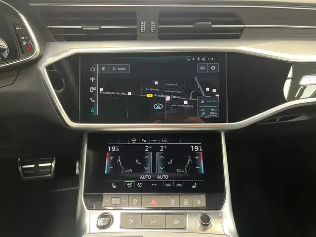 Audi A6 view 14