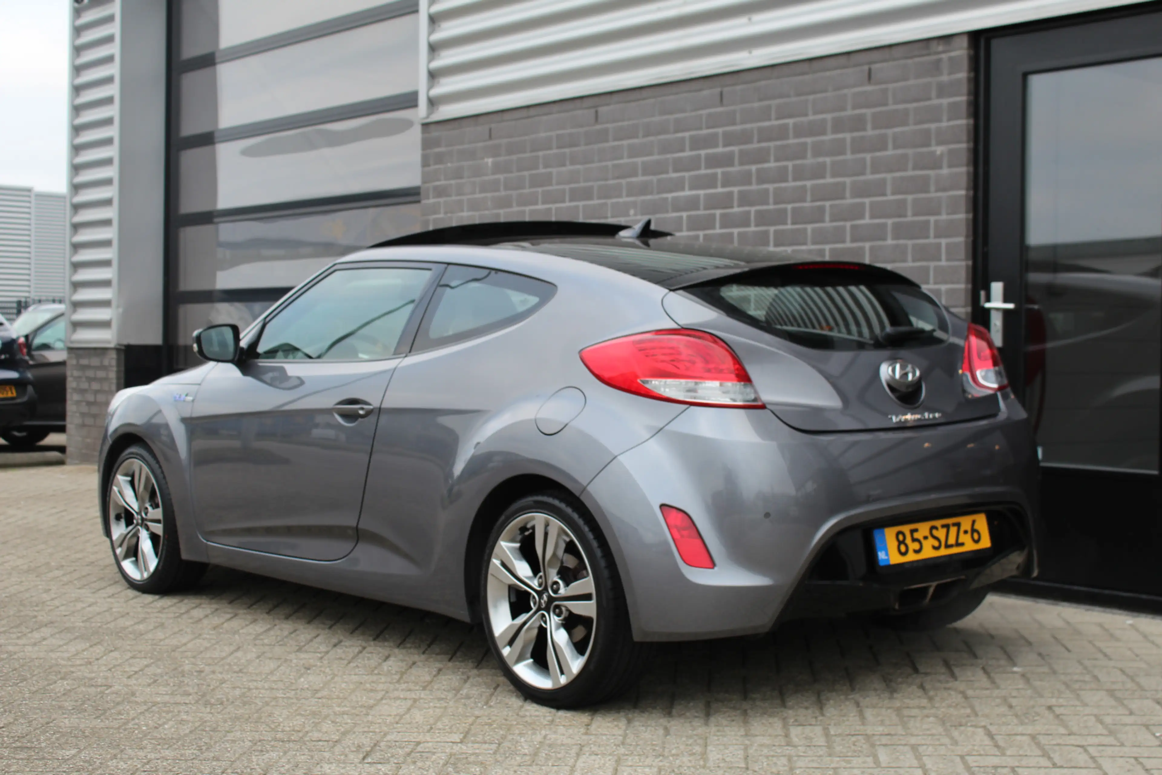 Hyundai VELOSTER 1.6 GDI i-Vision / Panoramadak / Camera / N.A.P. — photo 5