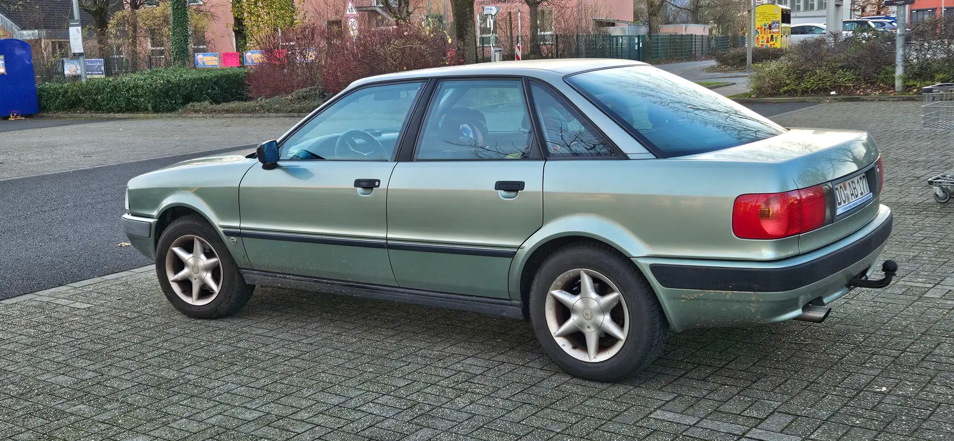 Audi 80 Verde - 1