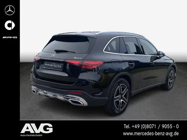 Mercedes-Benz GLC view 4