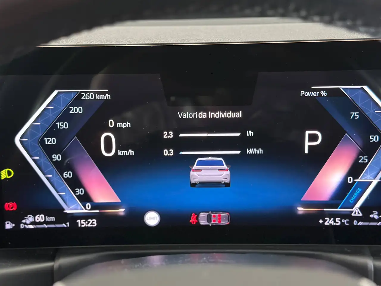 2022 BMW 320 e Touring auto, photograph 9