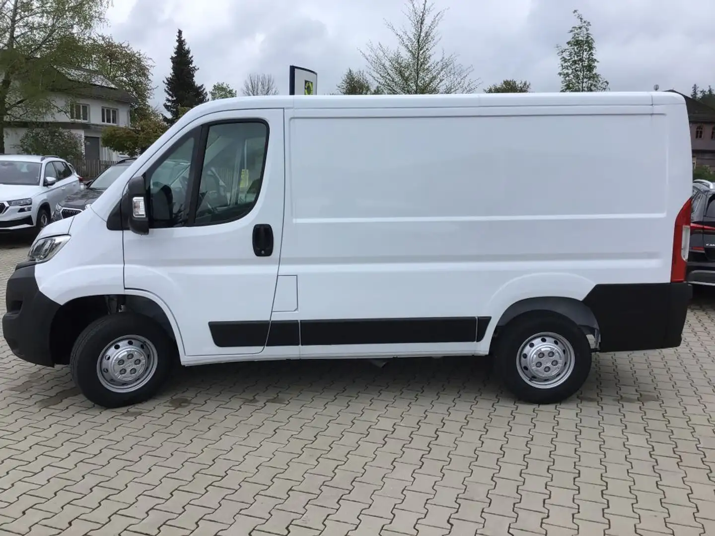 Opel Movano 2.2 D L1H1 2WD VA Edition Einparkhilfe Blanco - 2