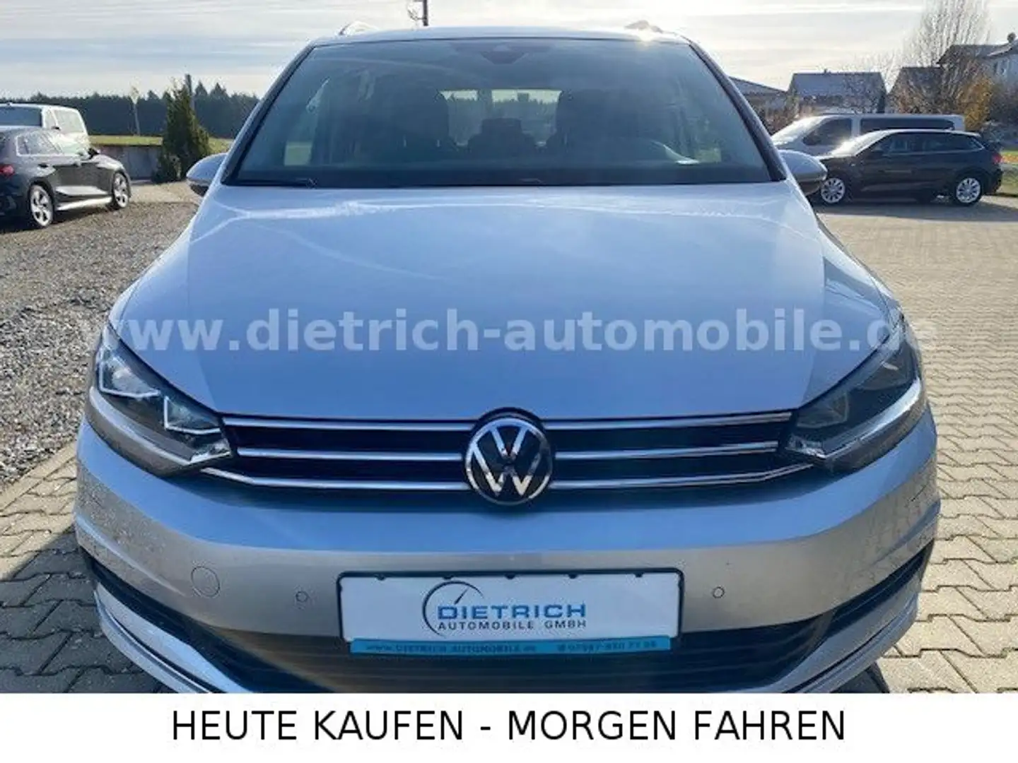 Volkswagen Touran 1,5 TSi ACC AppleCarplay SHZ PDC 7 SITZER Silber - 2