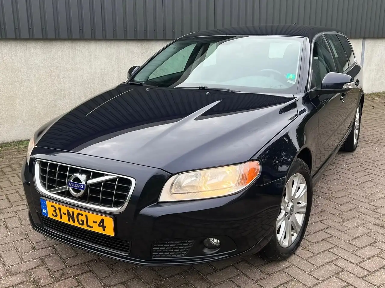 Volvo V70