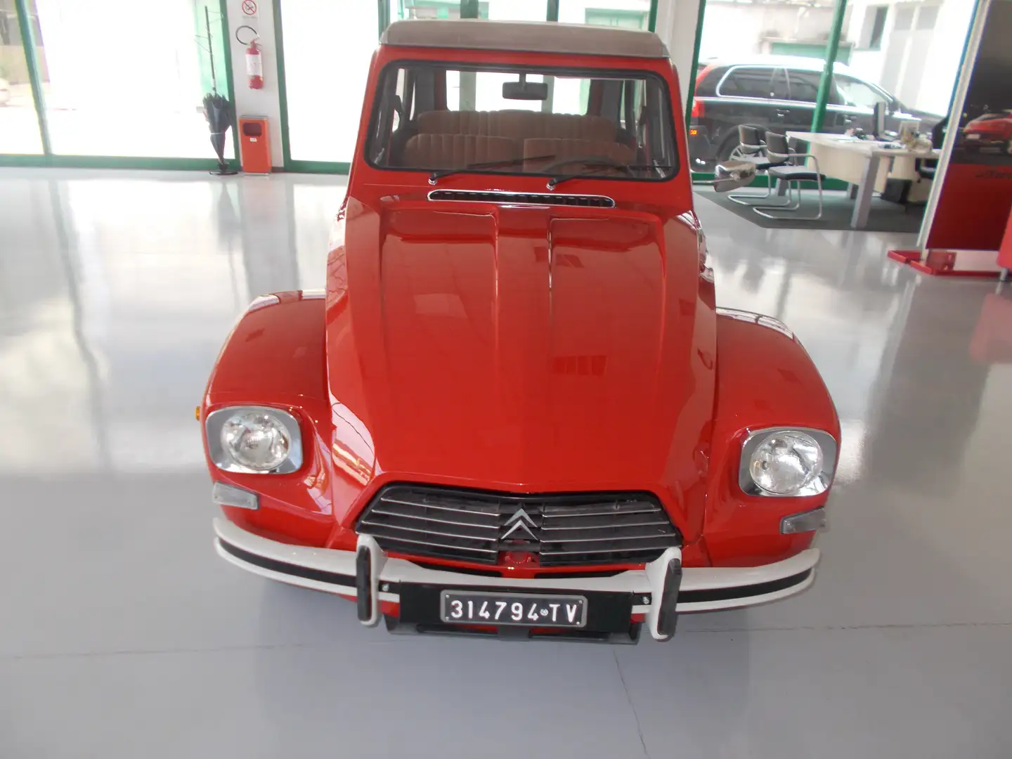Citroen Dyane Rot - 2