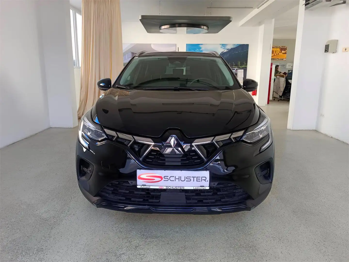 Mitsubishi ASX 1,0 Petrol Invite S 23 Schwarz - 2