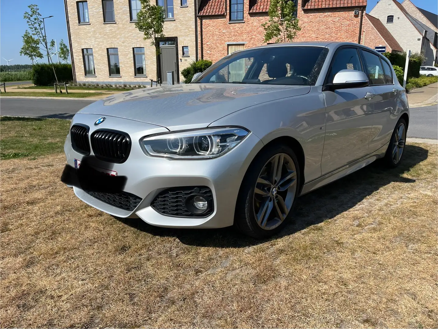 BMW 116 116d M Sport Zilver - 1