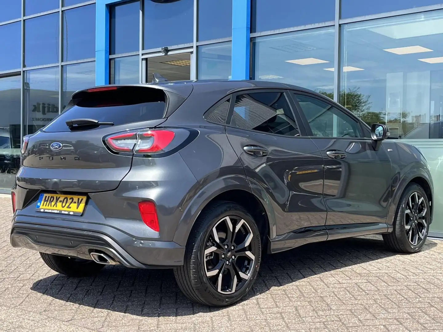 Ford Puma 1.0 EcoBoost Hybrid ST-Line X 155PK Winterpack Cam Grijs - 2