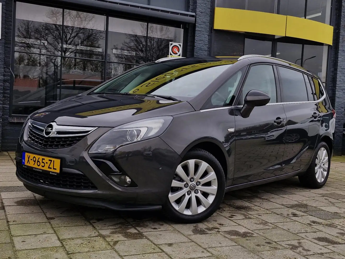 Opel Zafira Tourer 1.4 Edition 7p. Automaat | Parkeer Camera | Tel | Gris - 1