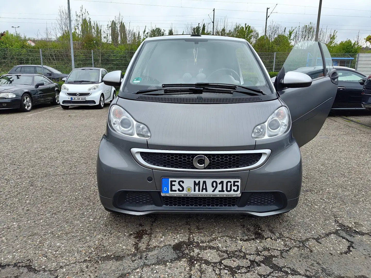 smart forTwo Micro Hybrid Drive 52kW (451.480) Grau - 1