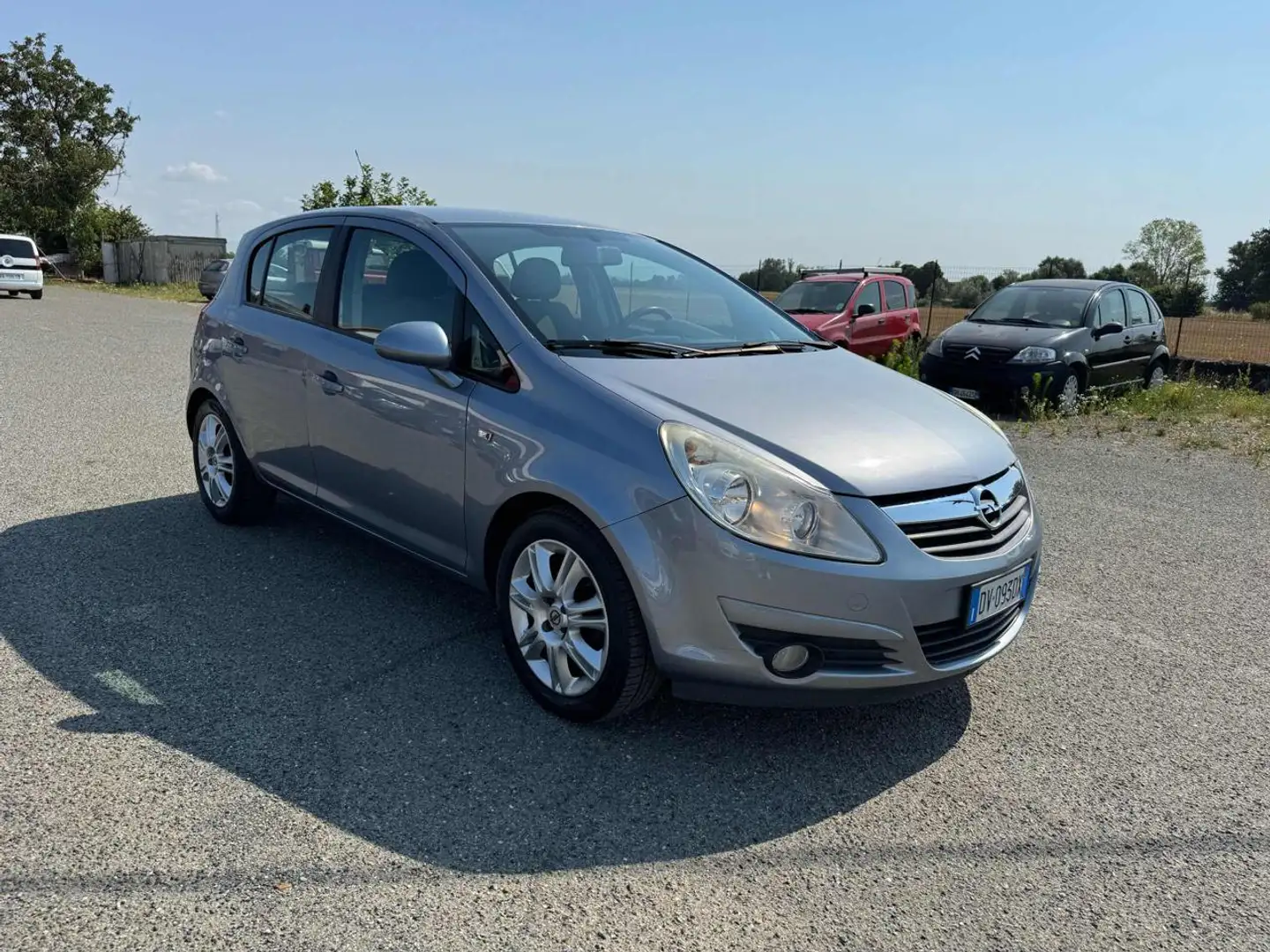 Opel Corsa 1.2 5 porte Cosmo Grey - 2