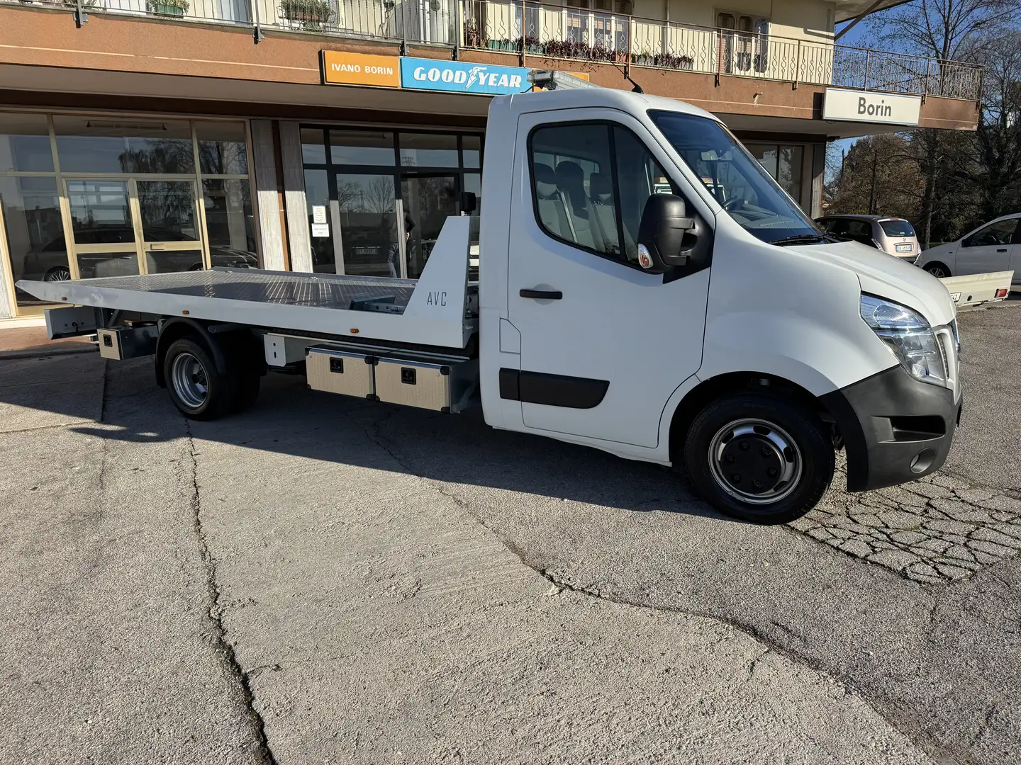 Nissan NV400 2.3 DCI - CARROATTREZZI NUOVO SCARRABILE Fehér - 2