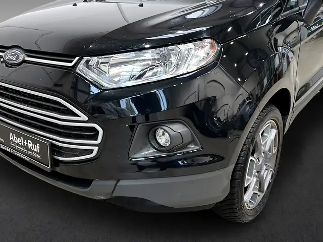 Ford Ecosport view 3