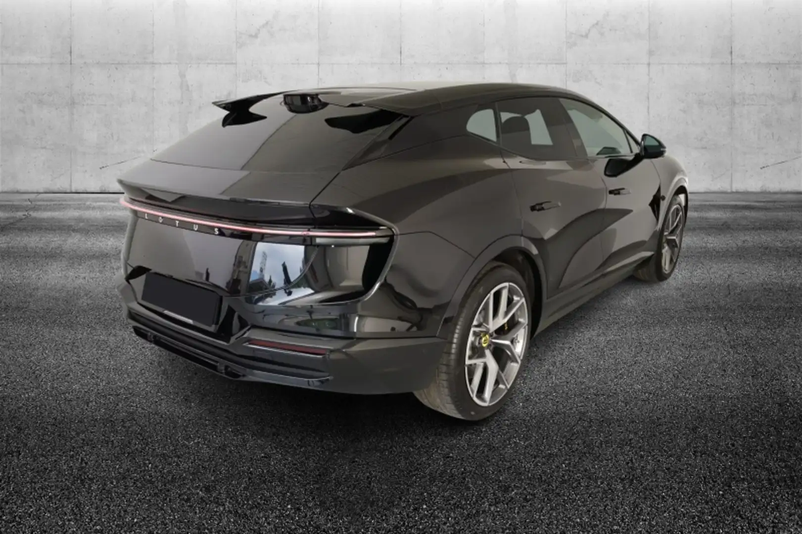 Lotus Eletre Nero - 2