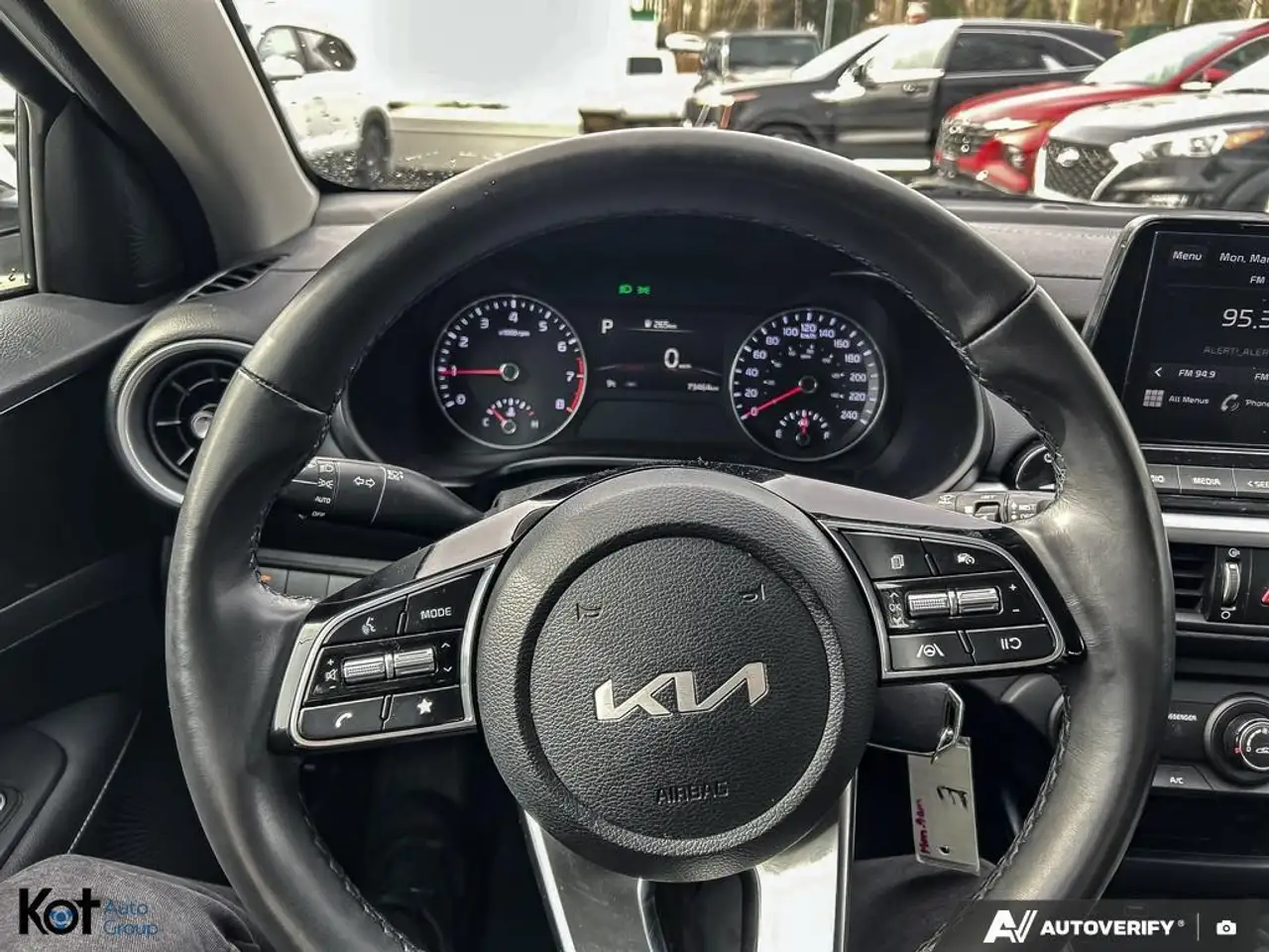 Kia Forte снимка Kia Forte