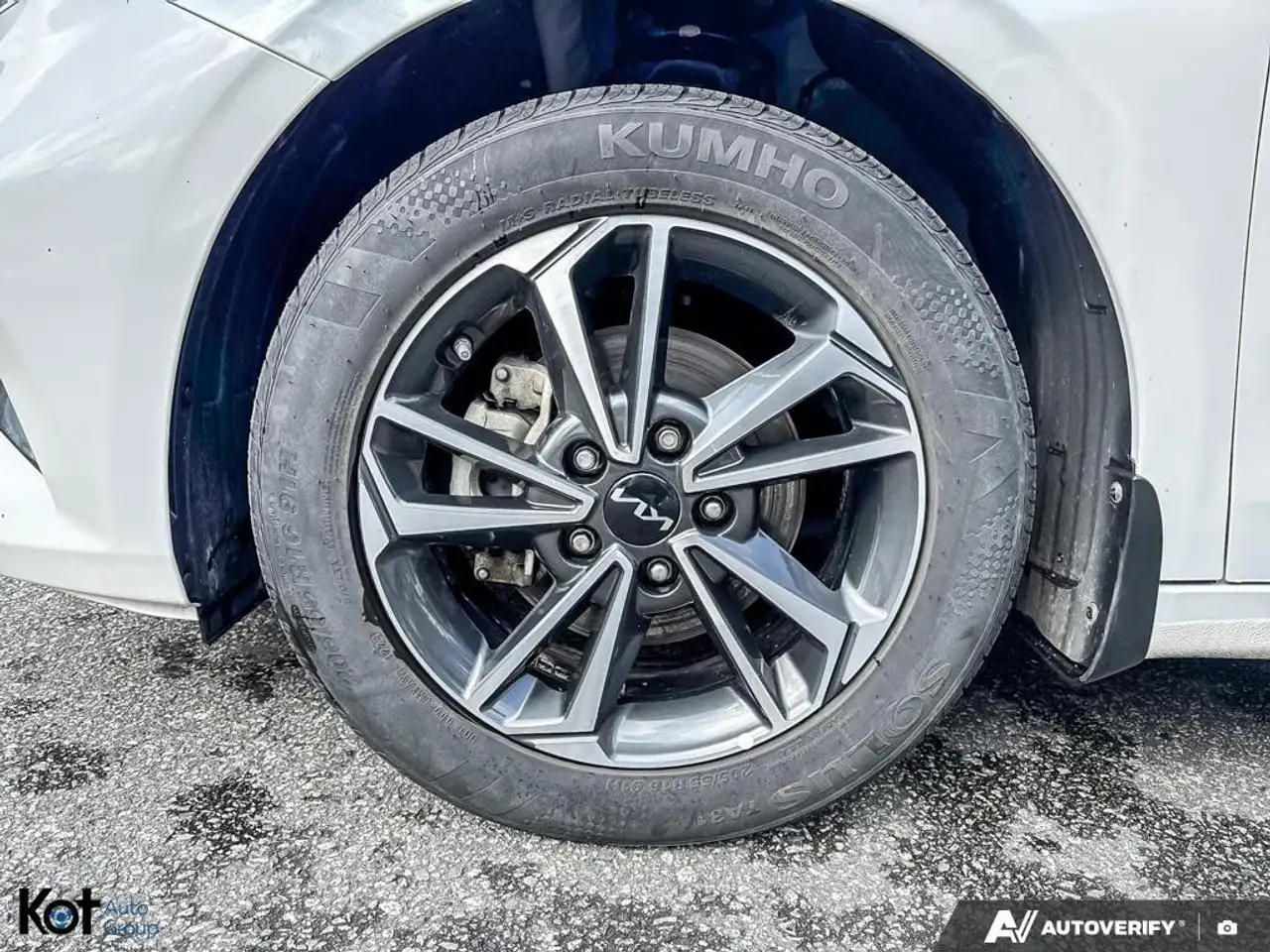 Kia Forte снимка Kia Forte