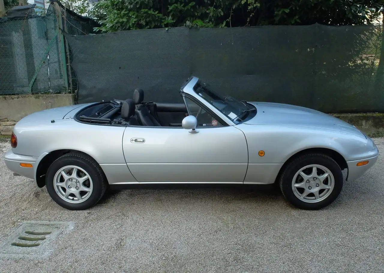 Mazda MX-5 1.6i 16v, foto 12