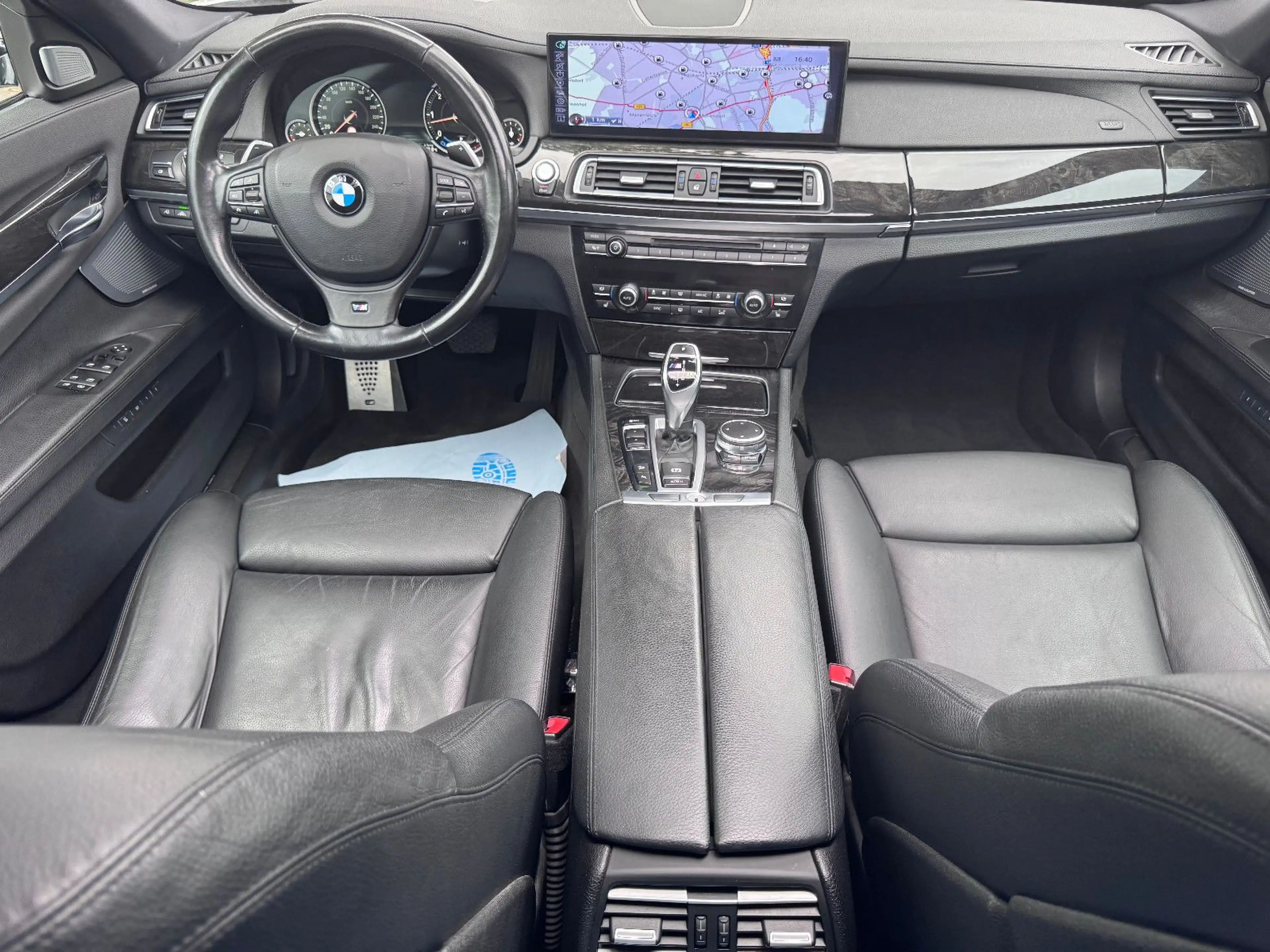 BMW 730 d xD*M-SPORTPAKET*FOND ENTER.*B&O*EGSD*KAMERA — photo 2