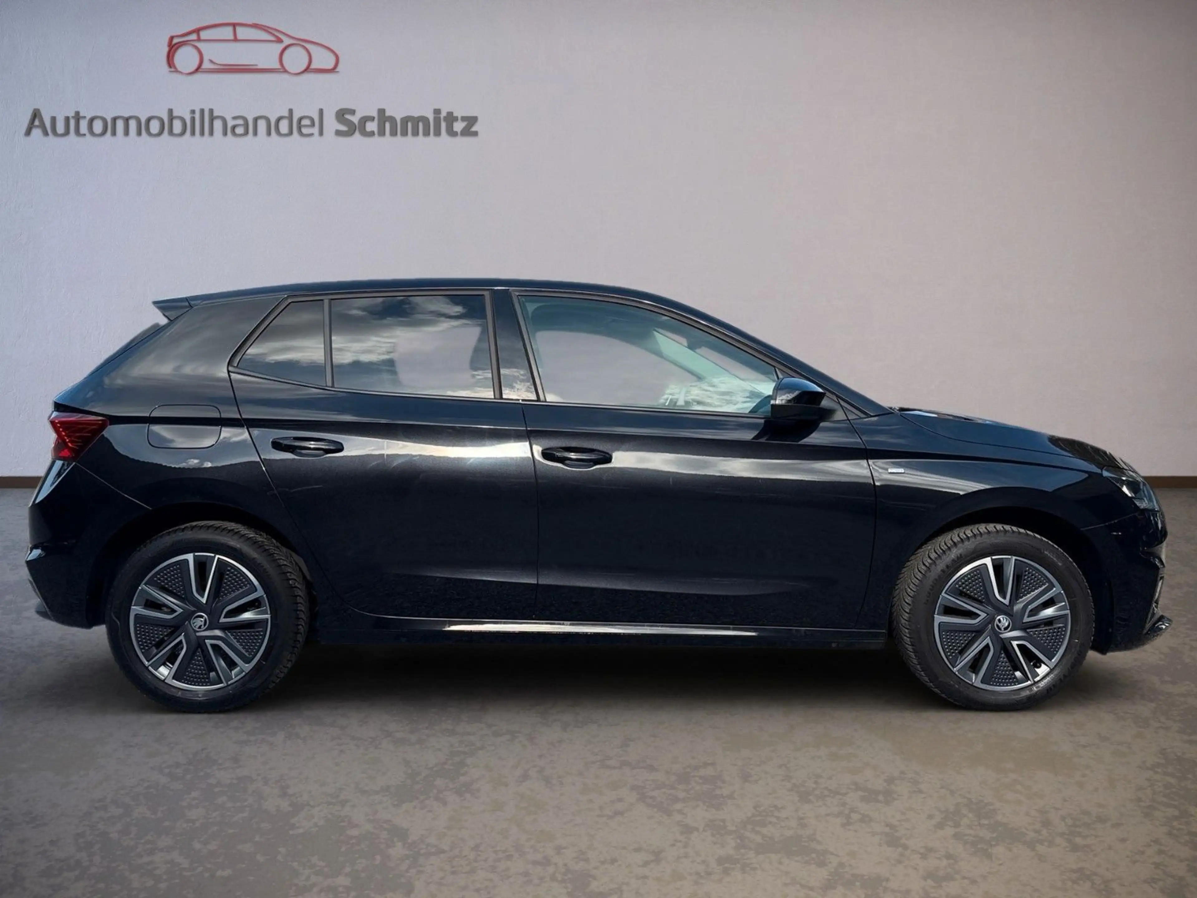Skoda Fabia 1.0 TSI CarPlay LED-Scheinwerfer PDC — photo 4