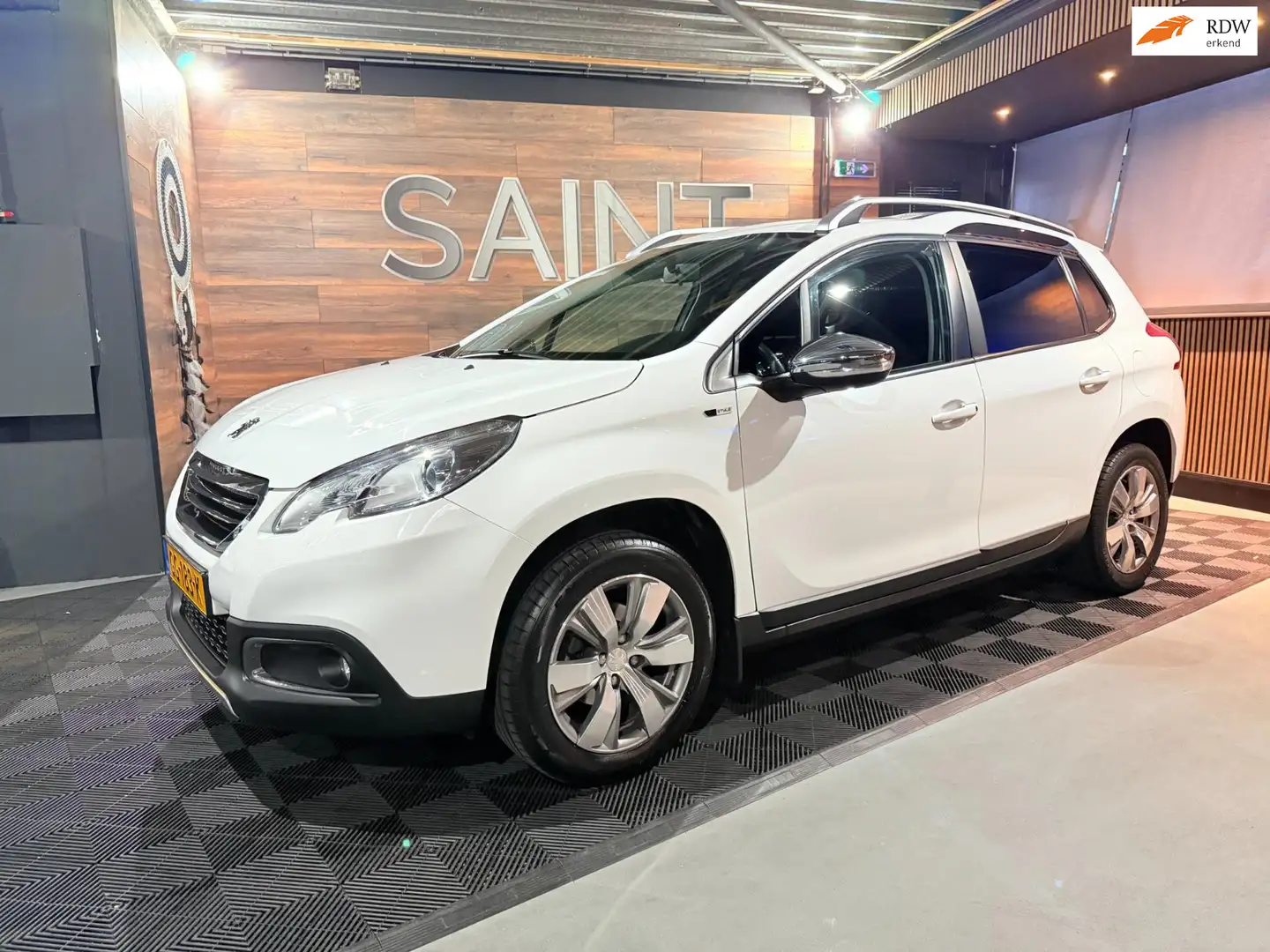 Peugeot 2008 |1.2 PureTech Style Wit - 1