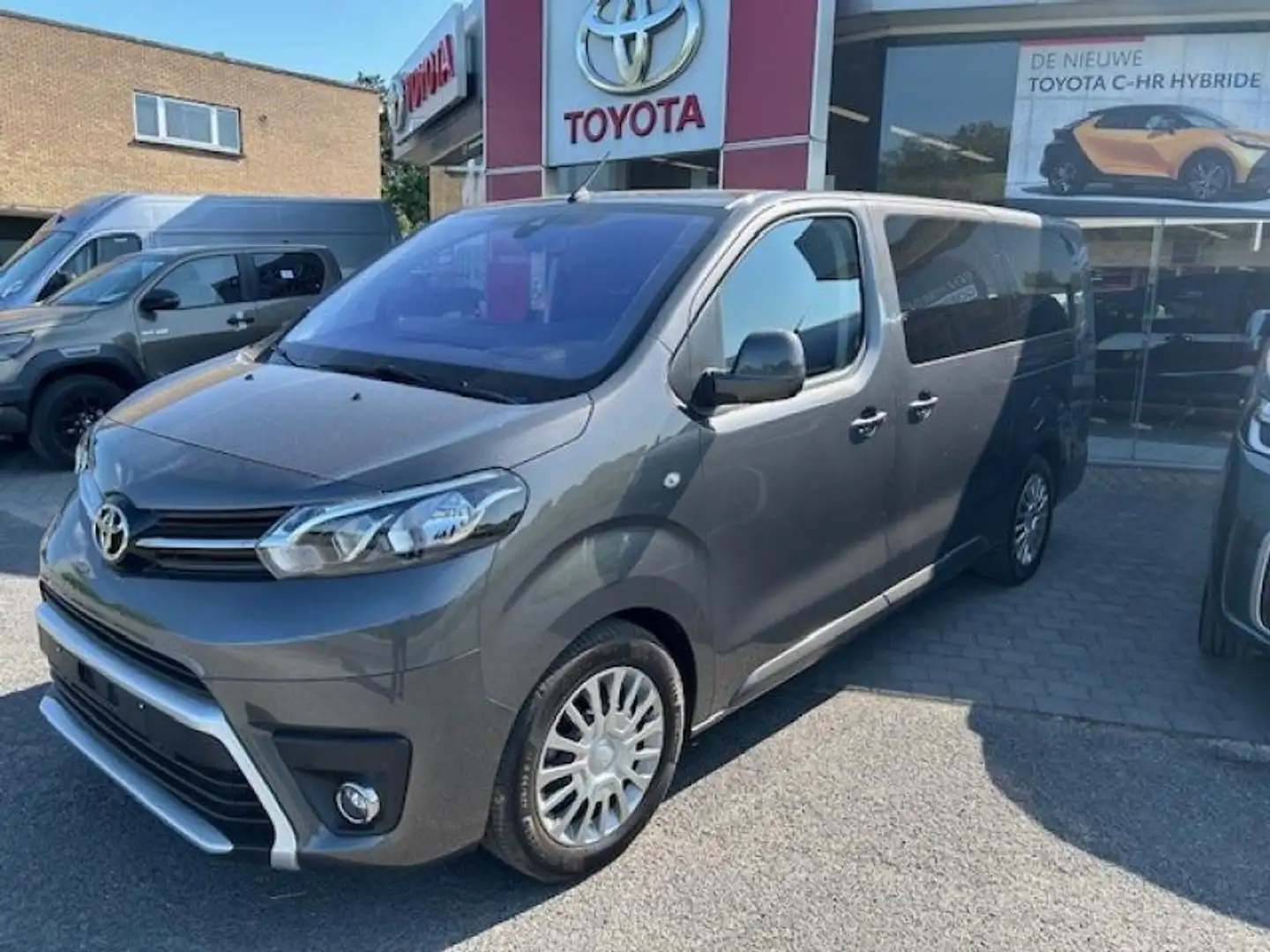 Toyota Verso SHUTTLE inclusief ombouw licht Proace Verso dubbel Grau - 1