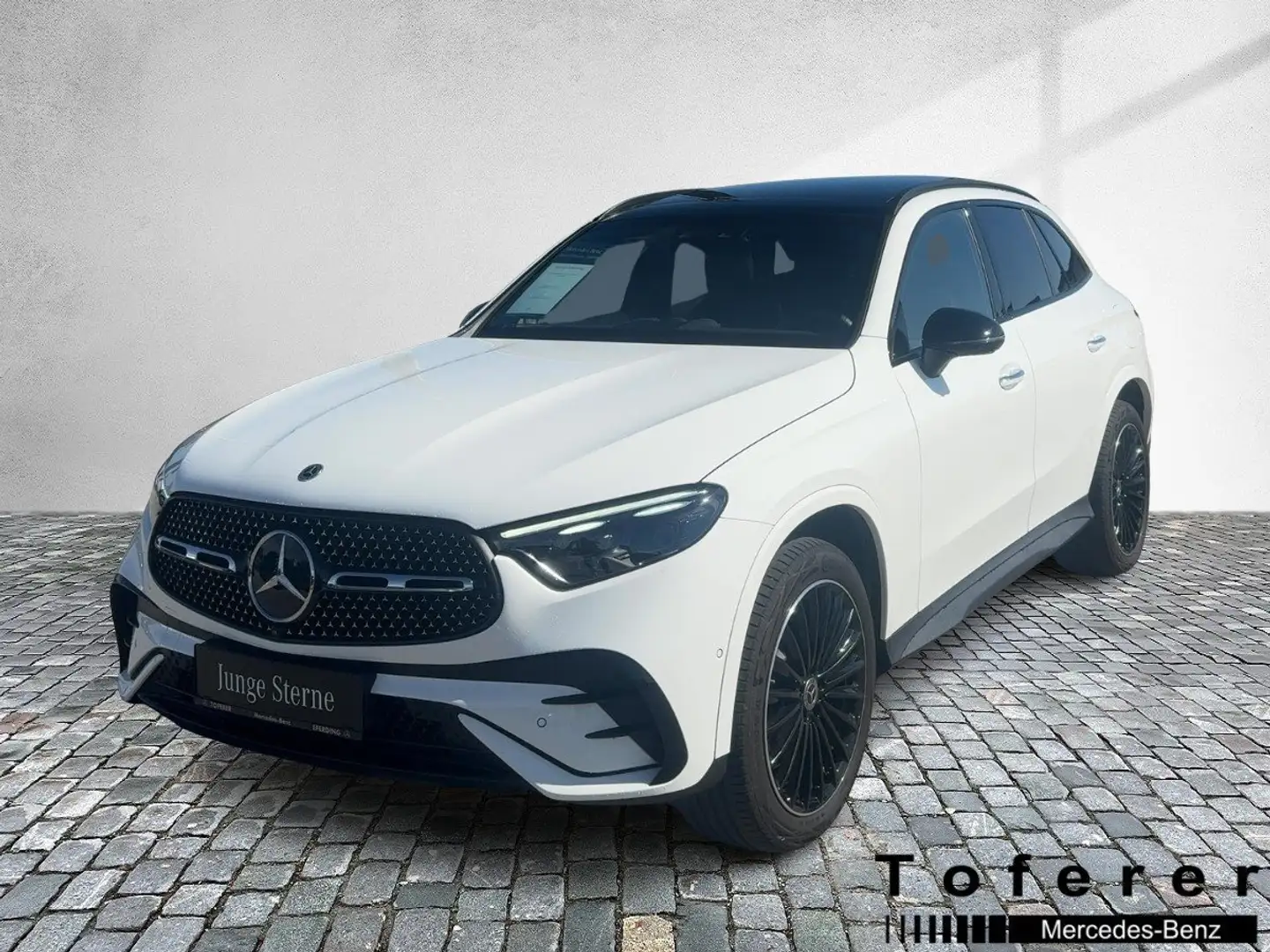 Mercedes-Benz GLC 300 de 4MATIC mit EQ Hybrid Technologie Österreich-Edi Weiß - 1