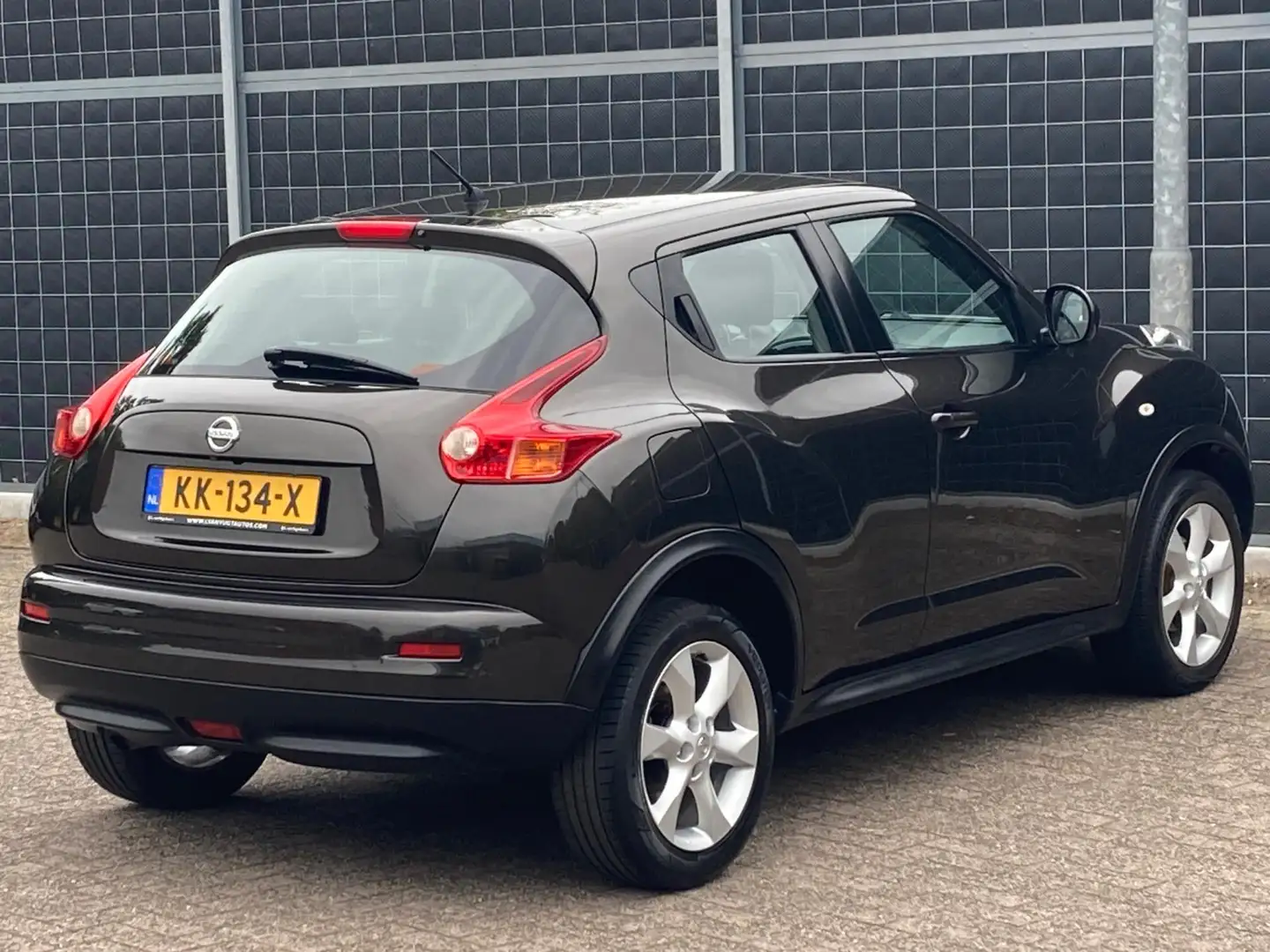 Nissan Juke 1.6 Acenta Eco Bruin - 2