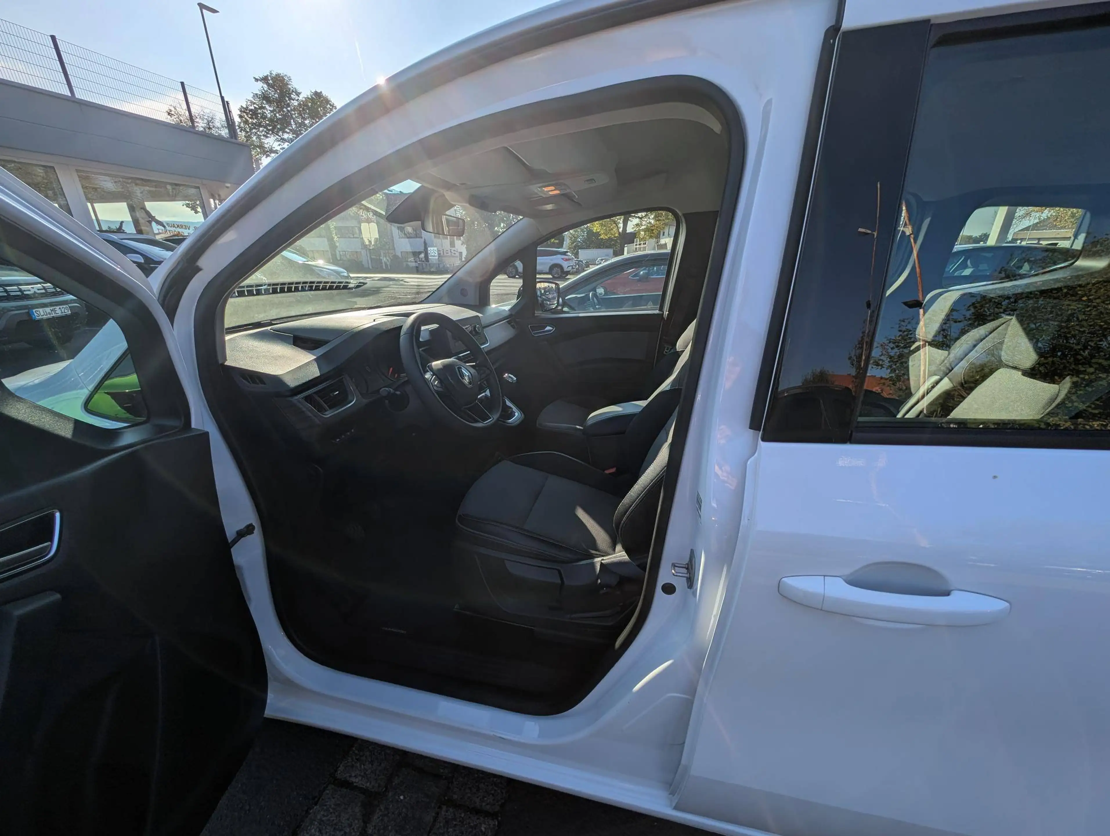 Renault Kangoo 1.3 TCe100 Edition One (26) — photo 5