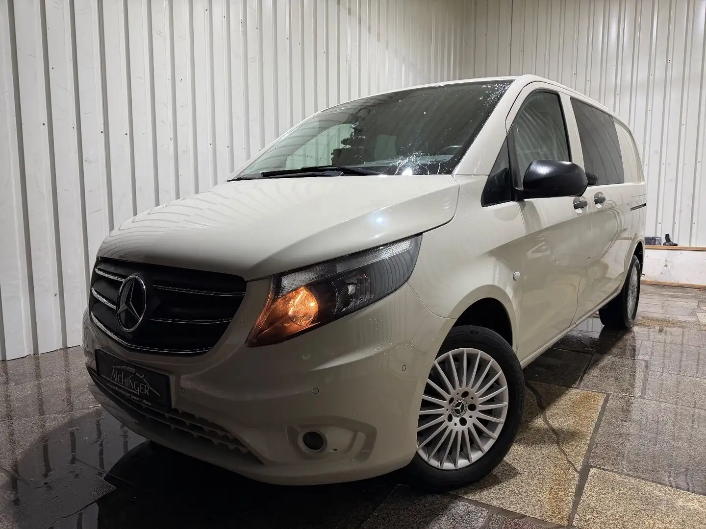 Mercedes-Benz Vito Mixto 119 CDI 4x4 1.Hand Navigation Ahk Grau - 1