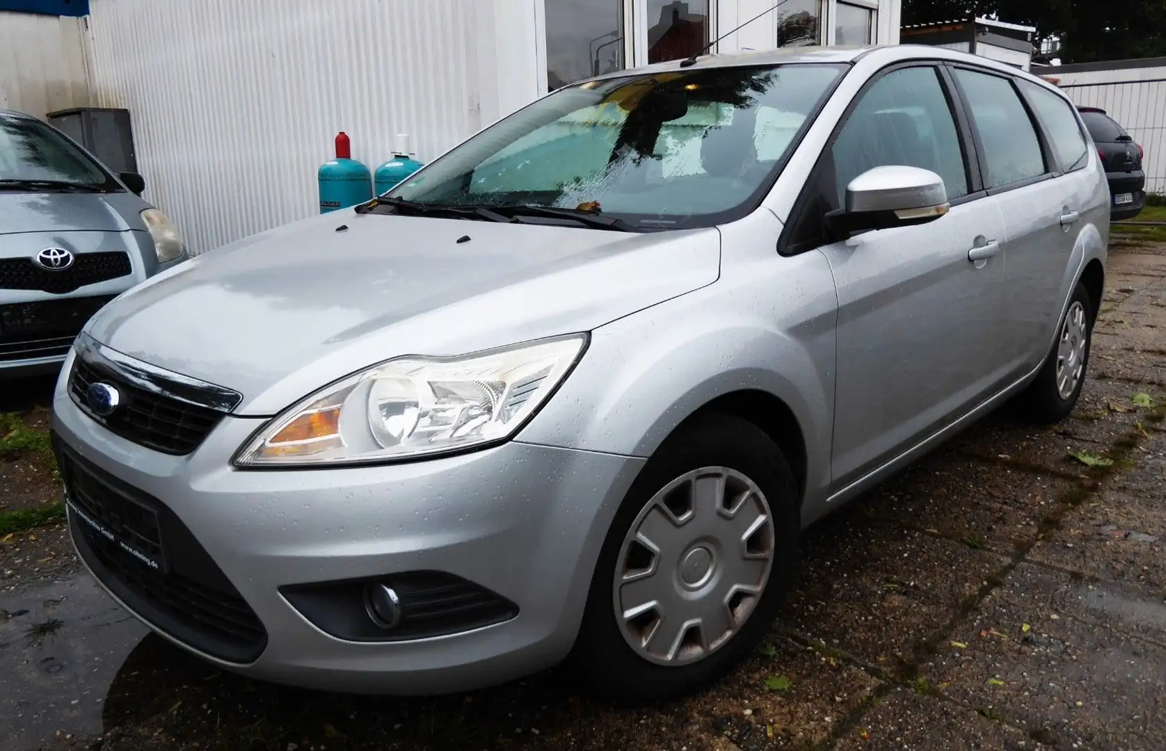 Ford Focus Turnier Style Klima,Tempomat,Bluetooth, E4 Silber - 1