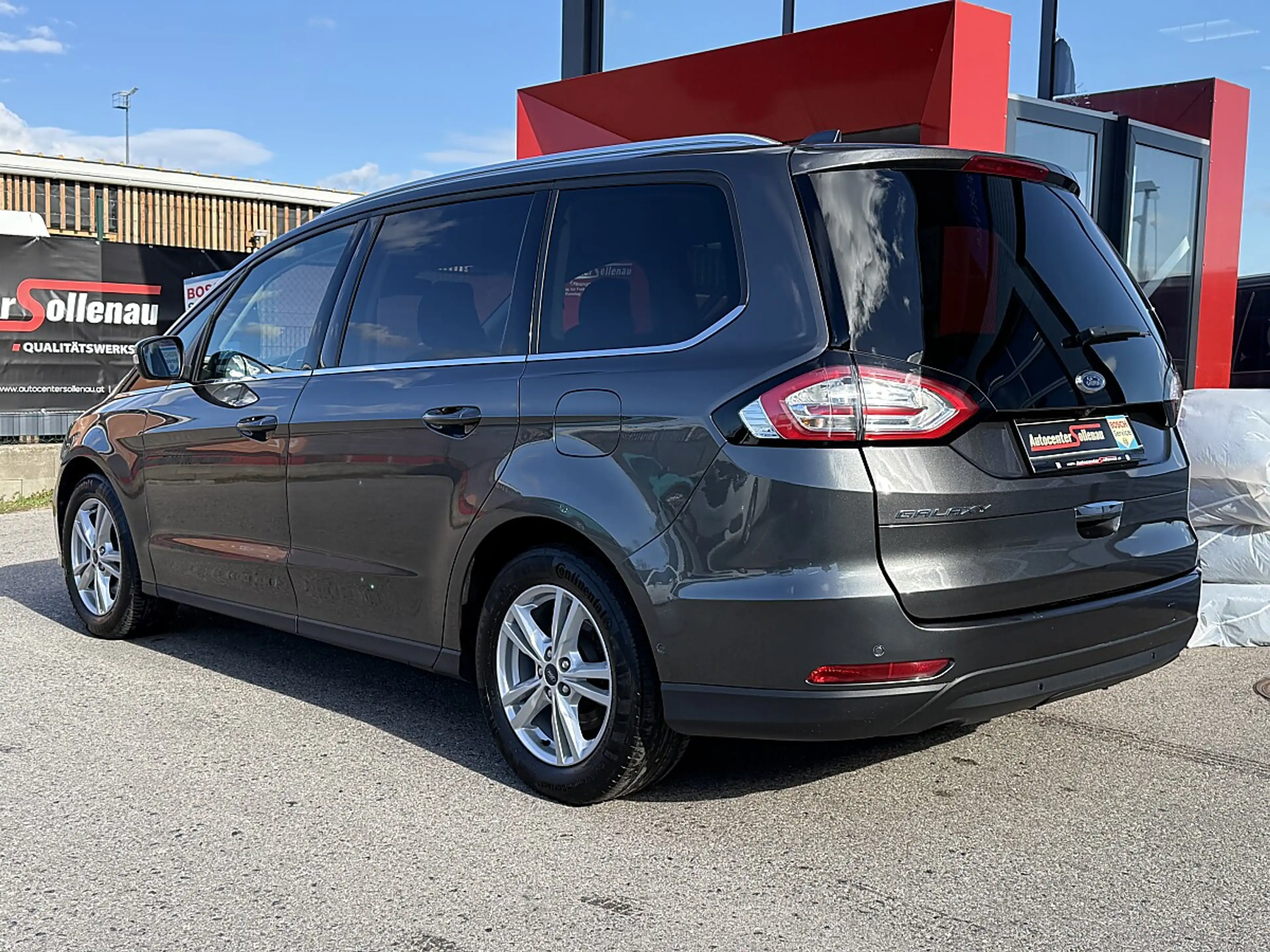 Ford Galaxy 2.0 EcoBlue Titanium Start/Stopp (EURO 6d) — photo 4