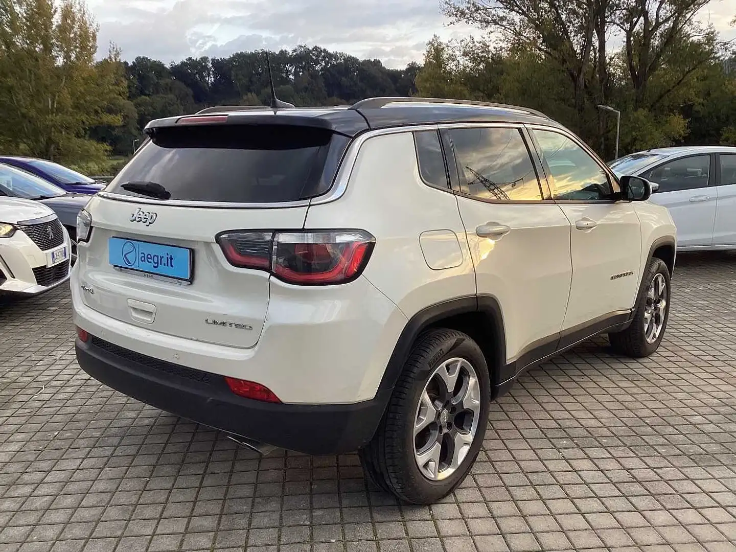 Jeep Compass 2ª serie 2.0 Multijet II aut. 4WD Limited Bianco - 2