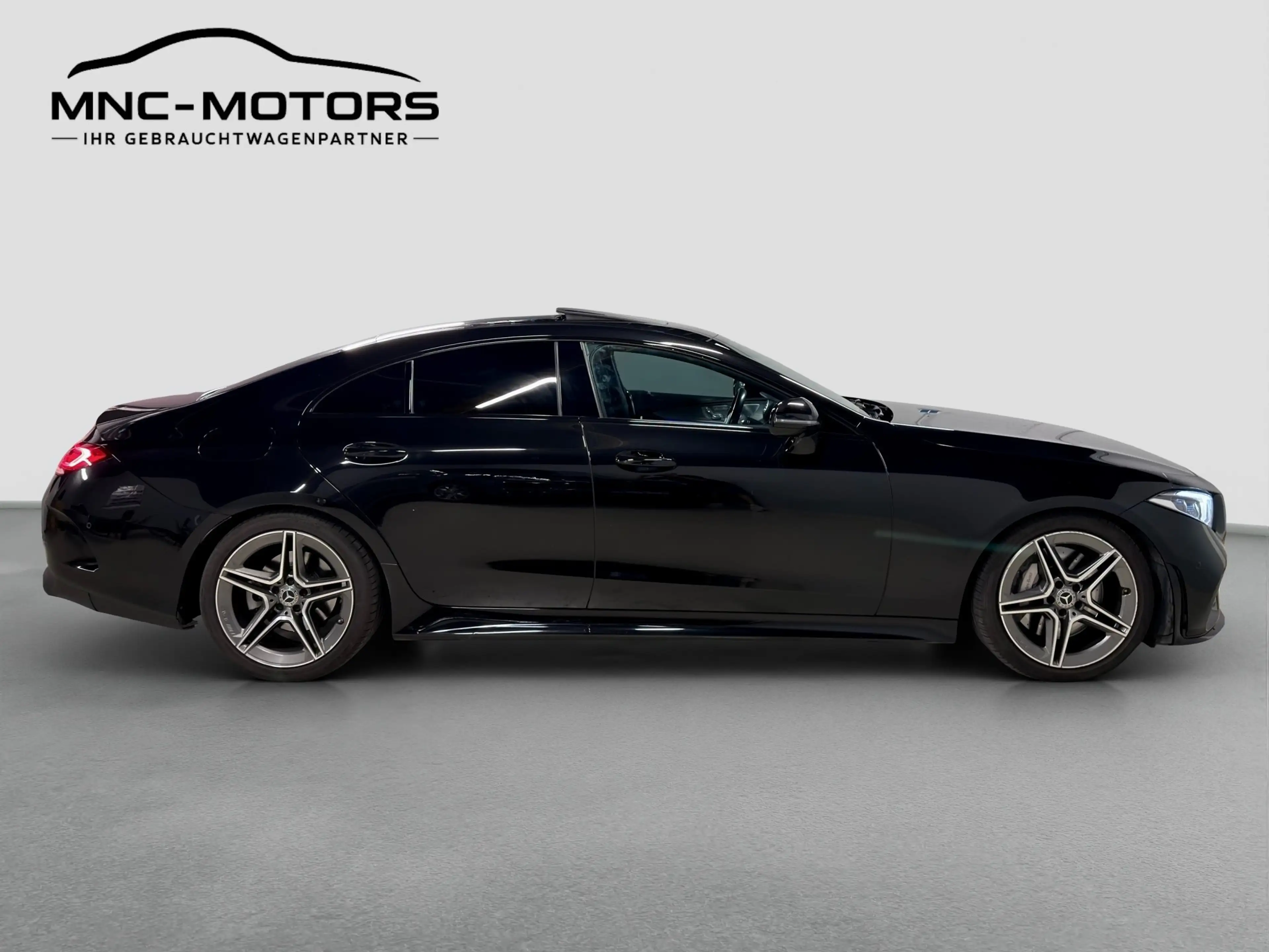 Mercedes-Benz CLS 350 d 4Matic|AMG-Line|Schiebedach|BURMESTER|LUFTF.|360 — photo 4