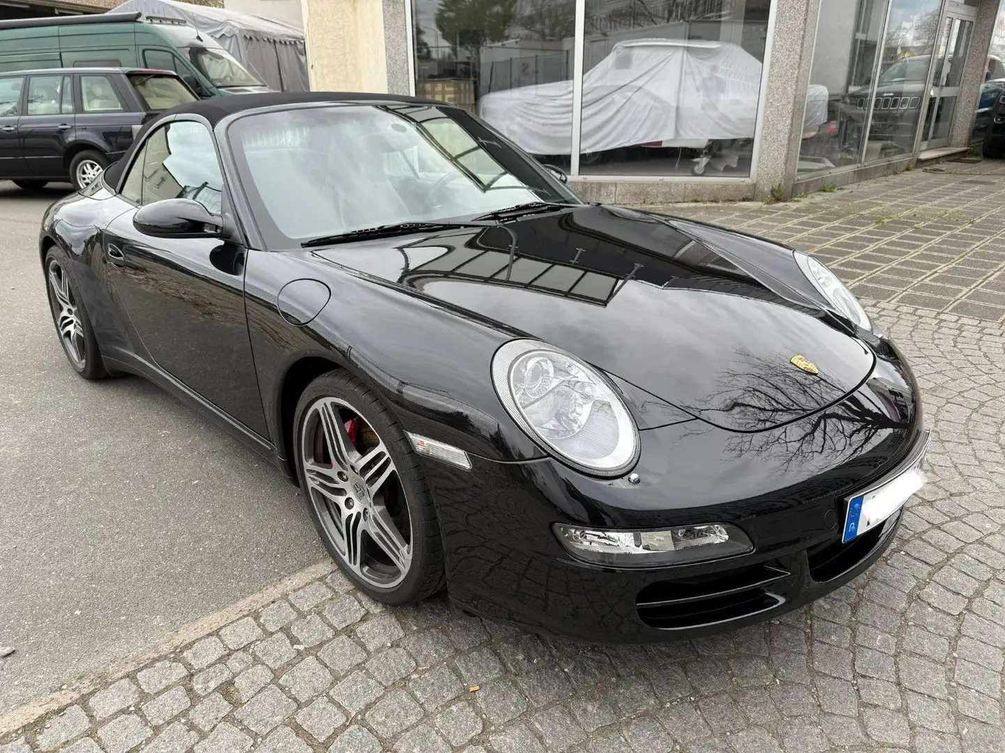 Porsche 911 997 Carrera 4 S Cabrio *im Kundenauftrag* Noir - 2
