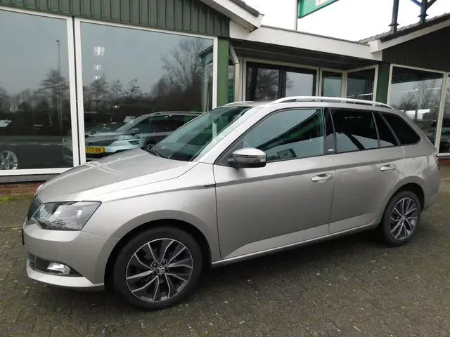 Skoda Fabia 1.2TSI 90PK EDITION!! All-in Prijs! Trekhaak!