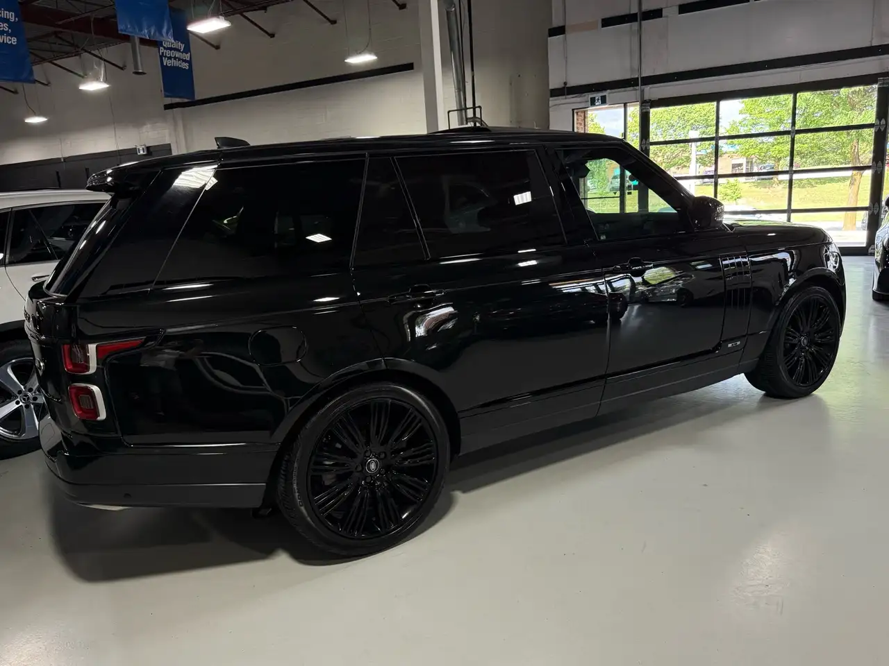 Land Rover Range Rover снимка Land Rover Range Rover