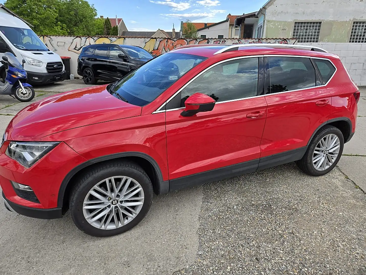 SEAT Ateca 2,0 Xcellence 4WD TDI DSG Rot - 1