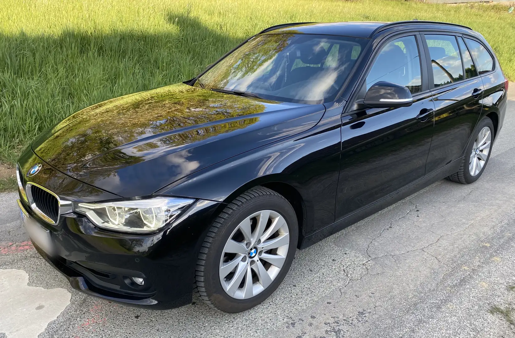 BMW 318 318d Touring Advantage Aut. - 1